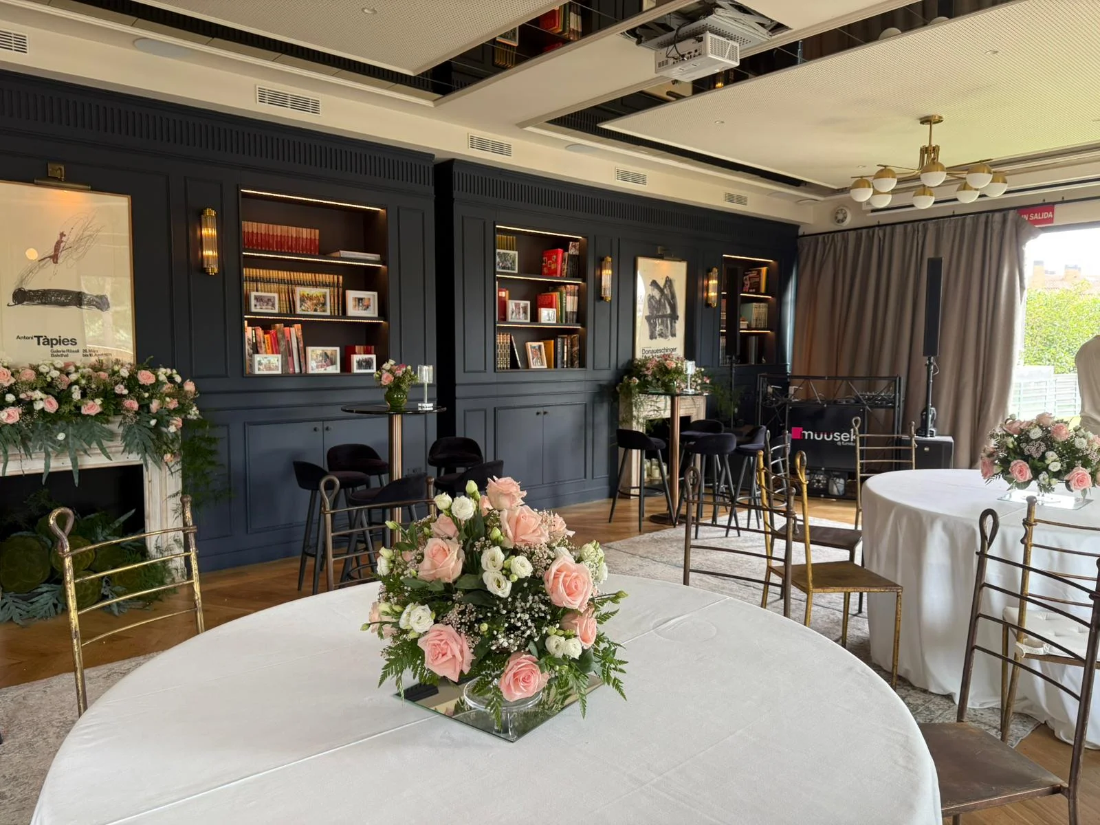 Decoración de bodas y eventos en Madrid y España. Salón decorado por Landinez Concepts